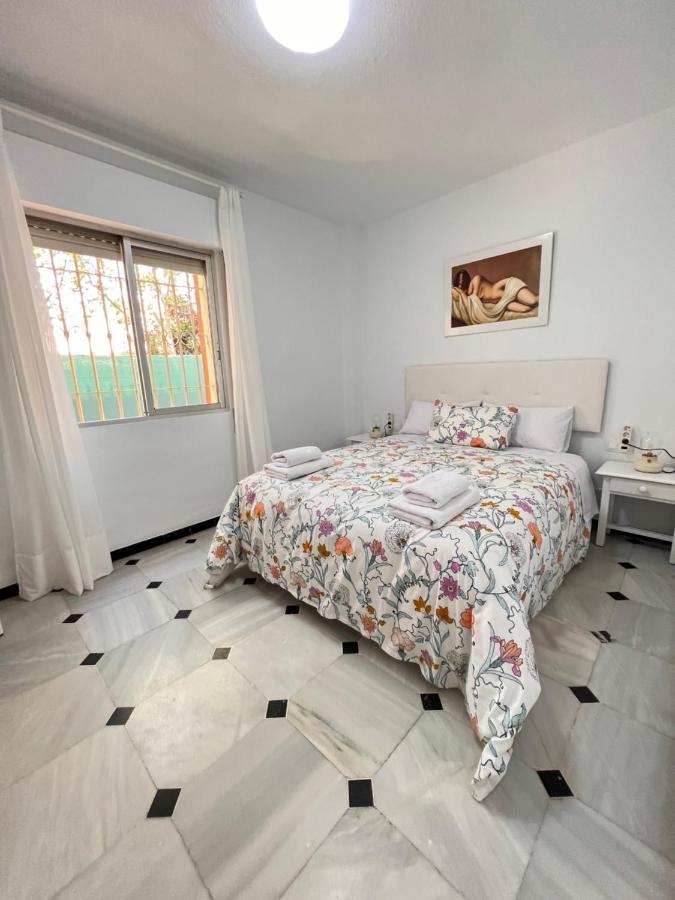 Appartement Pedregalejo Playa, Piscina Y Parking à Málaga Extérieur photo